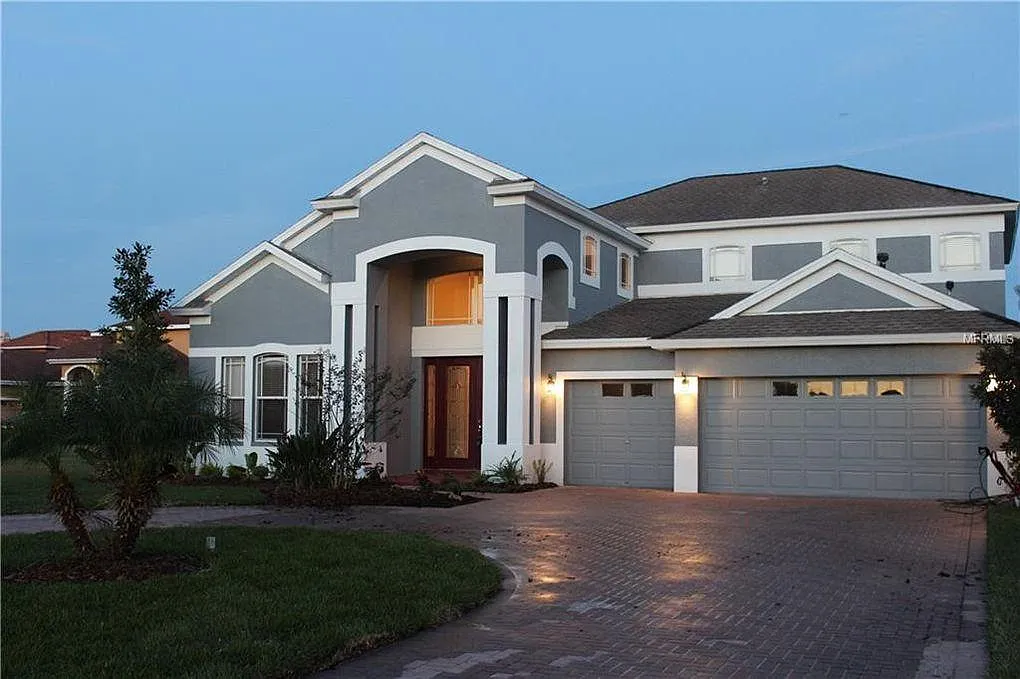4 bed, 4.5 bath, 3505 sqft, $4,700 — Photo 1