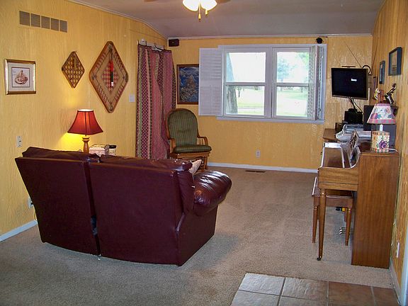 Second living area