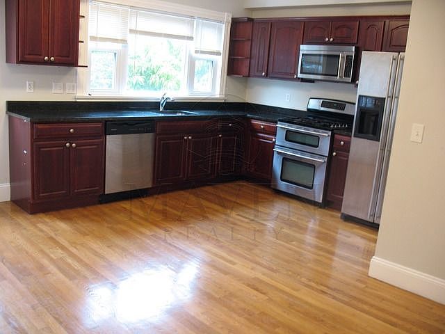 1st image of 6 Whipple St #1