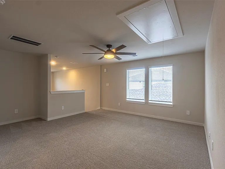 18672 Presswood Way — Photo 12