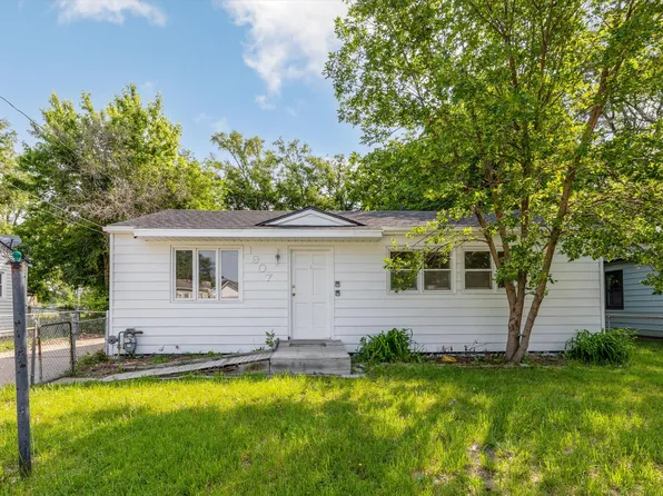 1907 Westside Dr, Council Bluffs, IA 51501