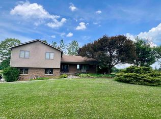 9718 Lindsey Rd, Casco, MI 48064