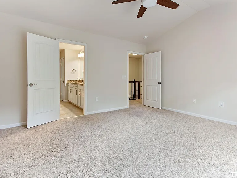 224 Lynchwick Ln — Photo 30