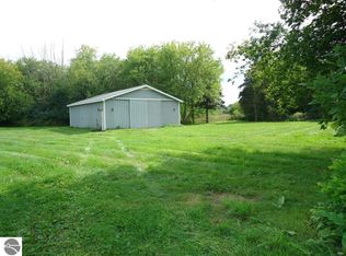 3529 W Pere Marquette Rd, Coleman, MI 48618