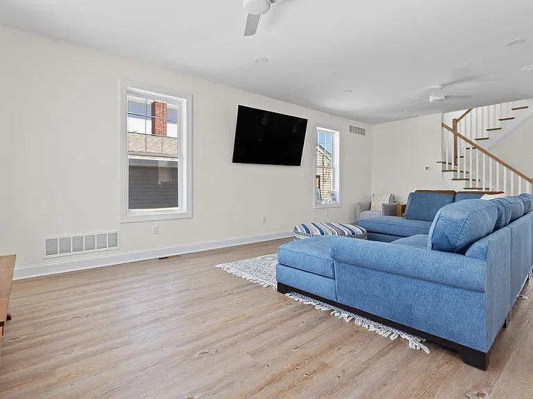 140 11th Street South St — Photo 15