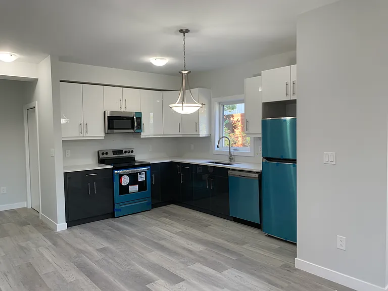 165 Sadler Ave #2 — Photo 6