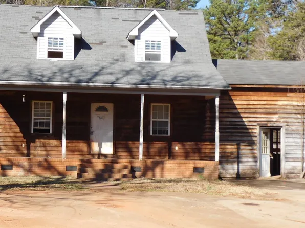 239 Hunting Hollow Rd, Six Mile, SC 29682