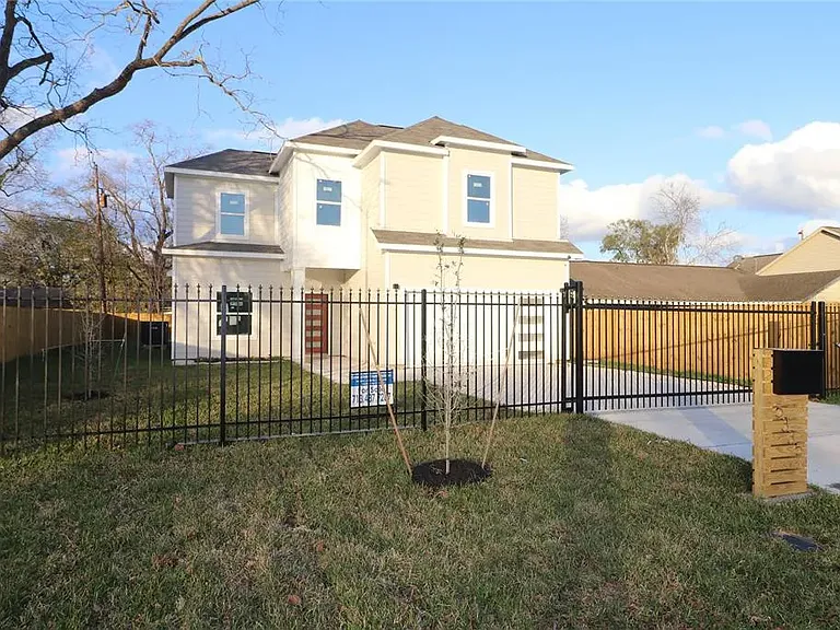 5335 Myrtlewood St — Photo 22