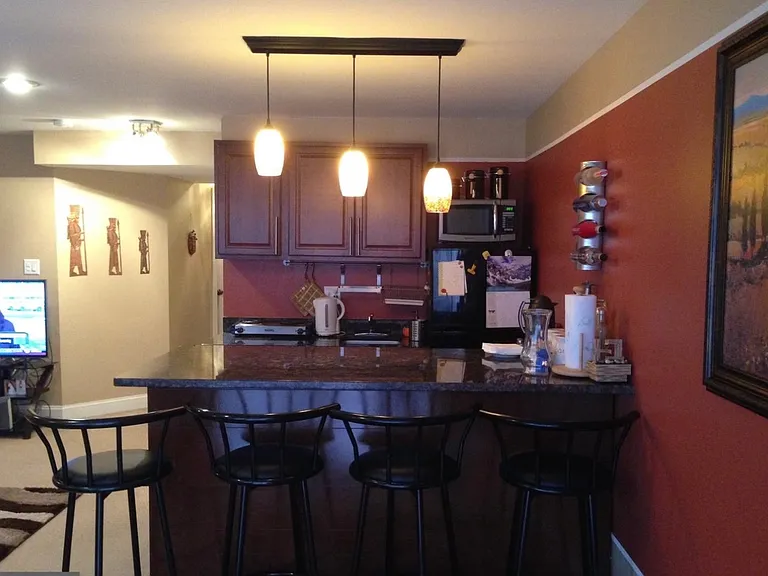 16781 Sweeney Ln — Photo 8