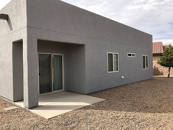 4th image of 1000 Shiraz Blvd