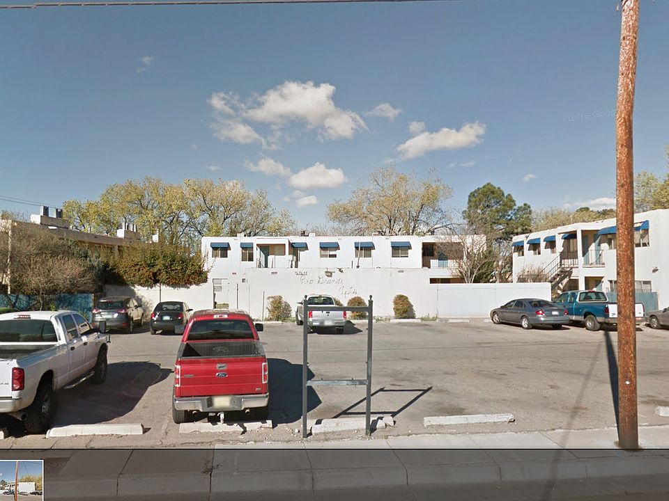 2nd image of 2211 Rio Grande Blvd NW APT 2