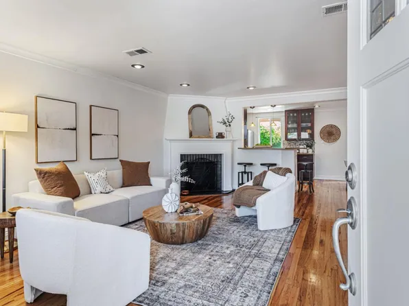 824 8th Ave, Redwood City, CA 94063