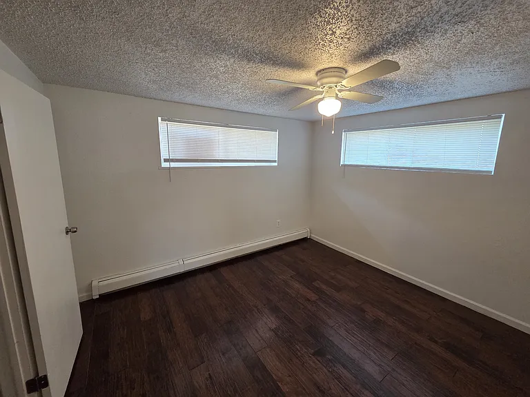 1132 Xanthia St #1132 — Photo 6