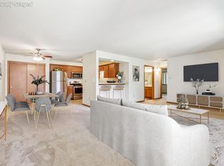 9436 W Loomis Rd UNIT 3, Franklin, WI 53132