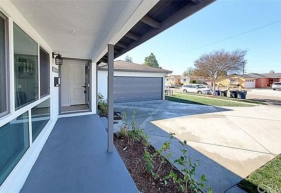 3rd image of 7424 El Centro Way