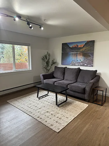 326 Midland Ave Photo 1