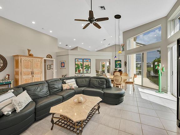 5th image of 11914 Fountainside Cir