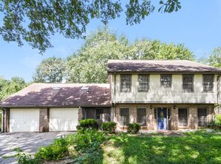 1570 Oakfield Ln, Roswell, GA 30075