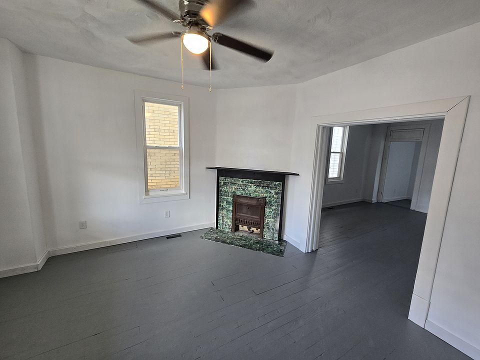 1st image of 123 Lafayette St