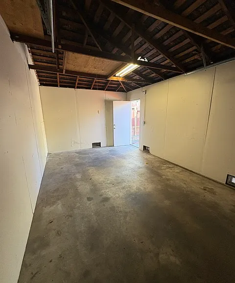 539 Chiquita Ave — Photo 27
