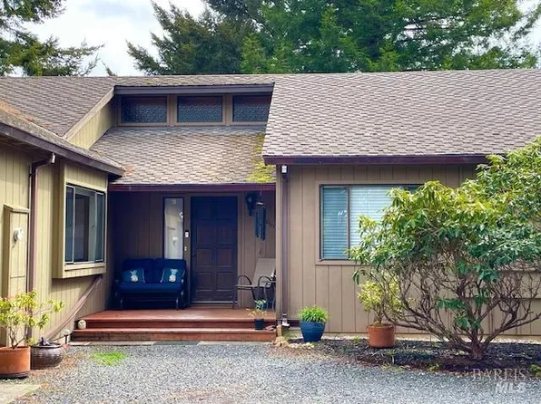12061 Cedarwood Street, Mendocino, CA 95460