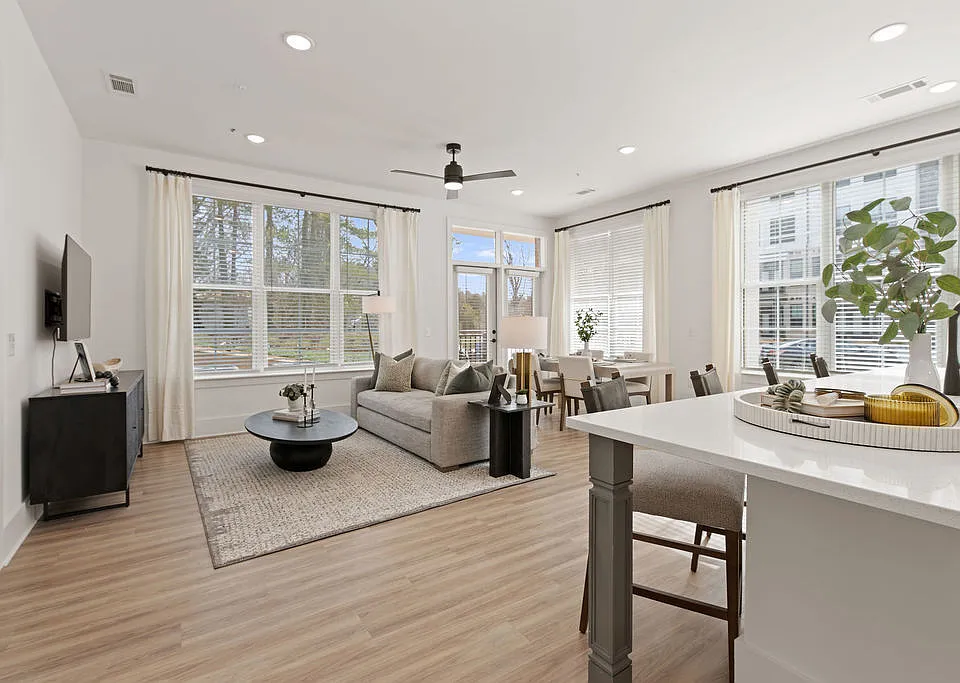 LANA at Lake Norman apartments community photo
