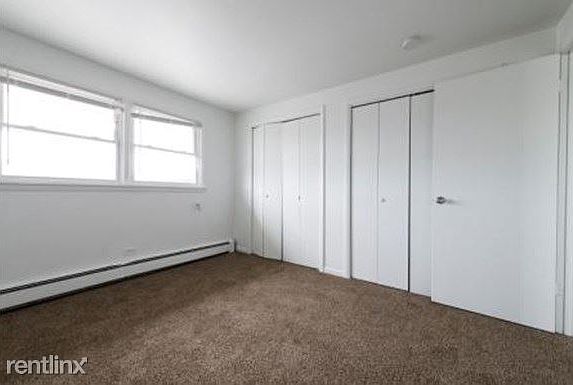 1573 State St Apartments Chicago Bedroom