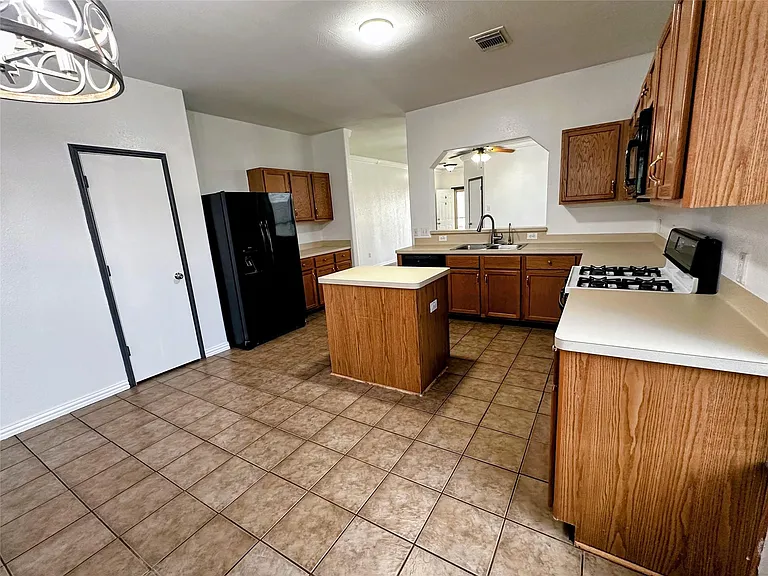 7722 Prairie Fire Ln — Photo 19