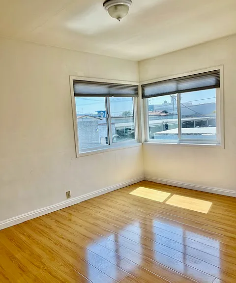 29 N Curtis Ave #D — Photo 4