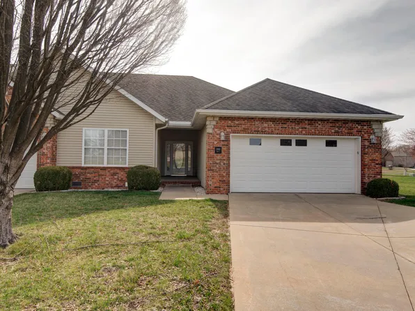 1392 N Sandy Creek Circle #4, Nixa, MO 65714