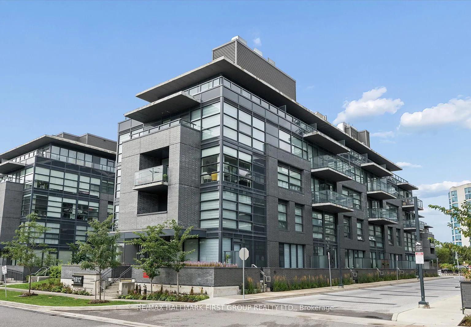 2 bed, $2,600 — Photo 1