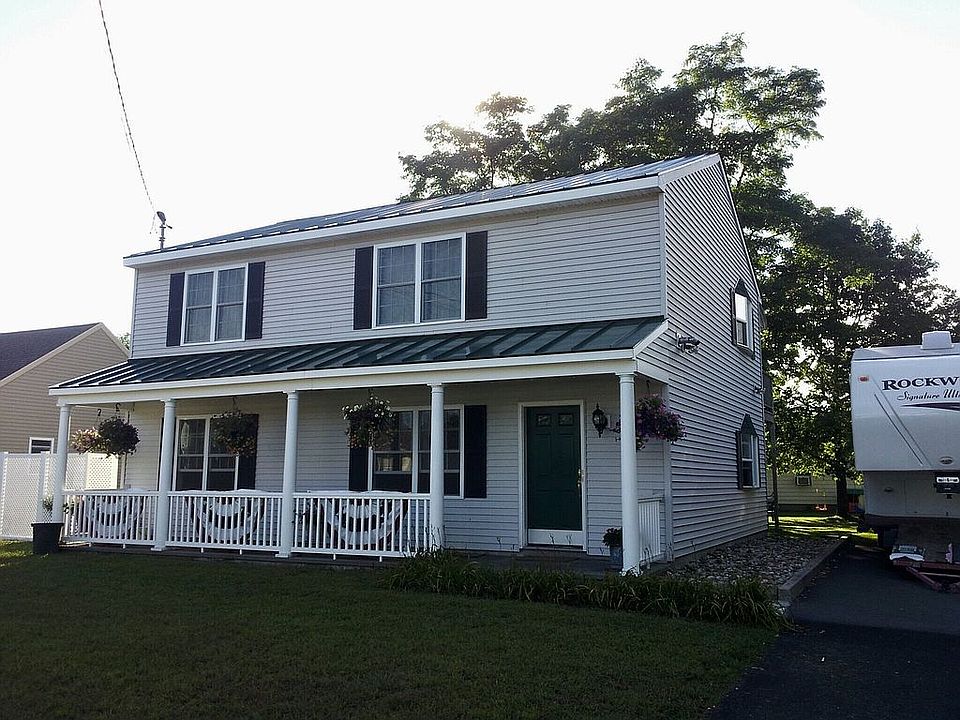 1st image of 29 Russell Dr