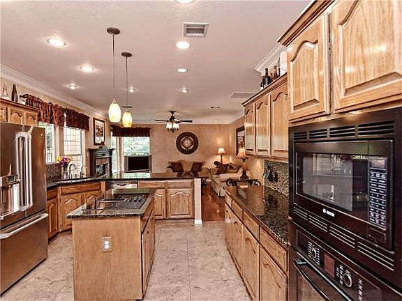 3rd image of 8704 Pepper Rock Dr
