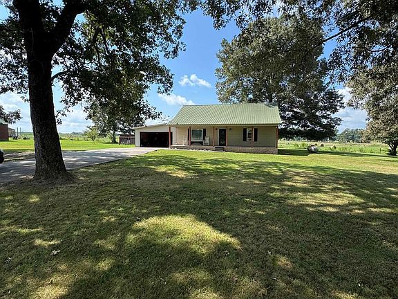 4th image of 212 County Road 151