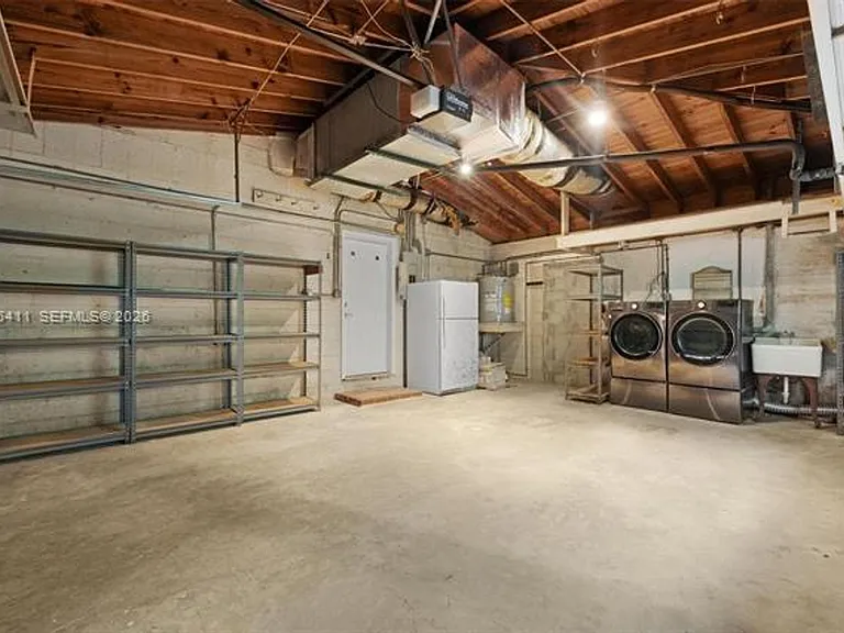 1246 Algardi Ave #0 — Photo 35