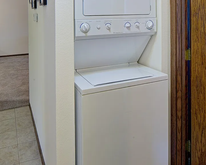 Sauk Creek Apartments — Photo 32
