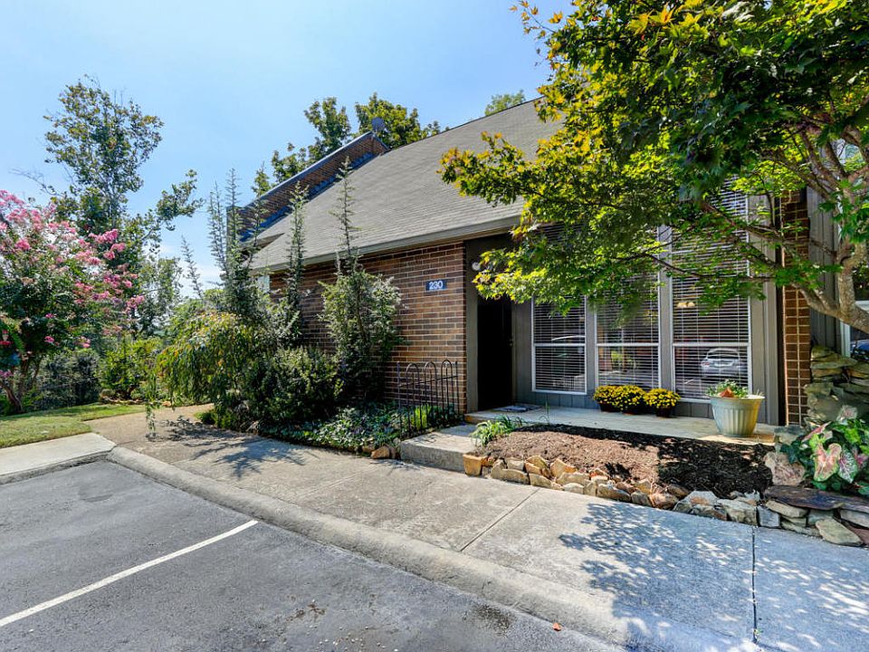 1st image of 421 Dublin Dr #D230