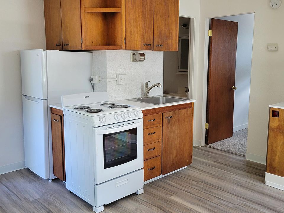 2nd Floor 1-bedroom, 1 bathroom apartment for $953