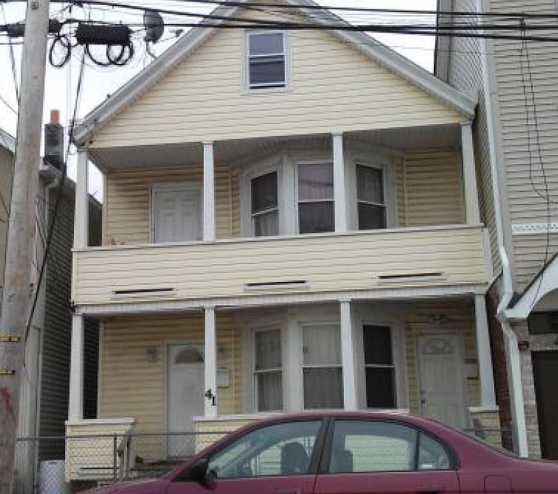 2nd image of 41 Highland Ave