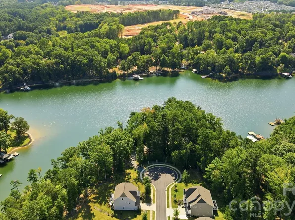 17446 Chaco Ln, Charlotte, NC 28278
