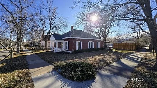704 Whipple Ave — Photo 3