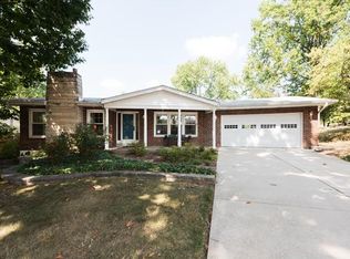 1243 Hobson Dr, Saint Louis, MO 63135