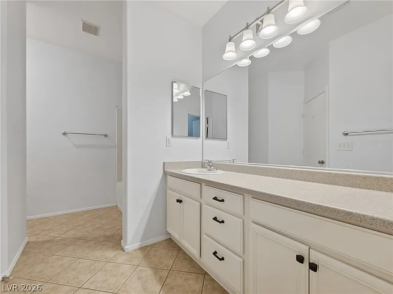 9305 Gold Dove Ct — Photo 36