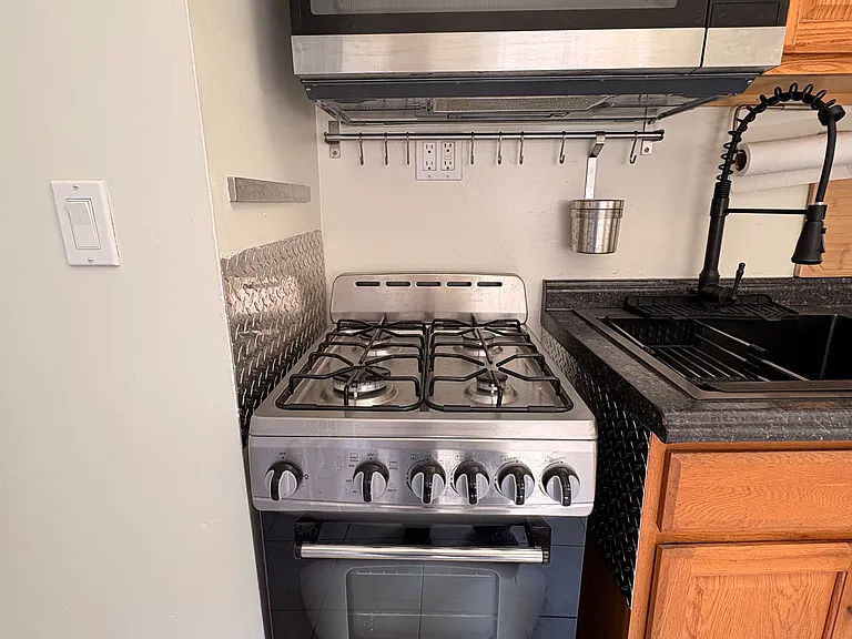 2261 Ewing St #2 — Photo 9