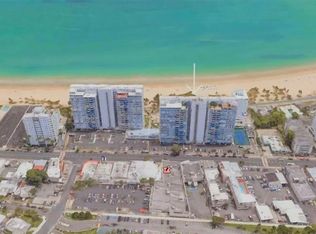 37 Isla Verde #408, Carolina, PR 00979