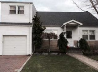 1811 Bellmore Ave, Bellmore, NY 11710