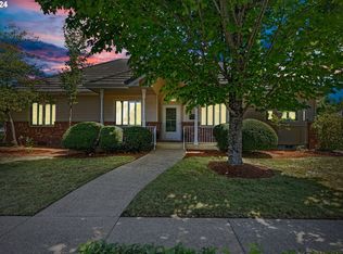 3145 Park Wood Dr, Eugene, OR