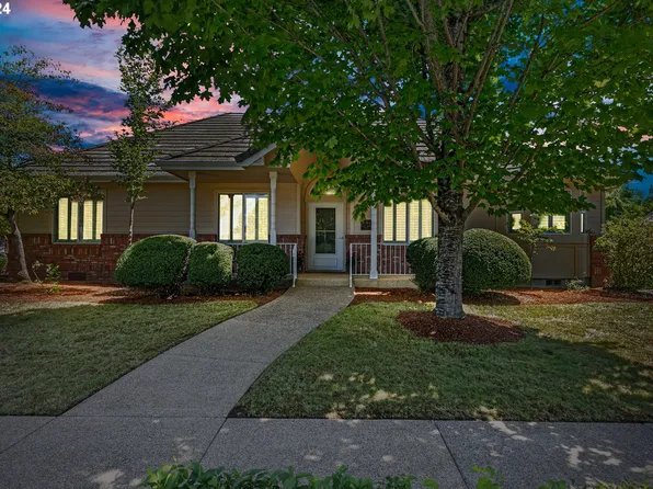 3145 Park Wood Dr, Eugene, OR 97408