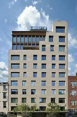 Rented by SERHANT. | media 20