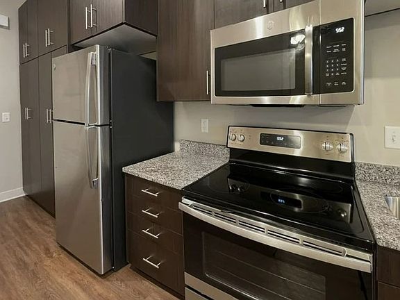 2nd image of 5711 NE 80th Ter